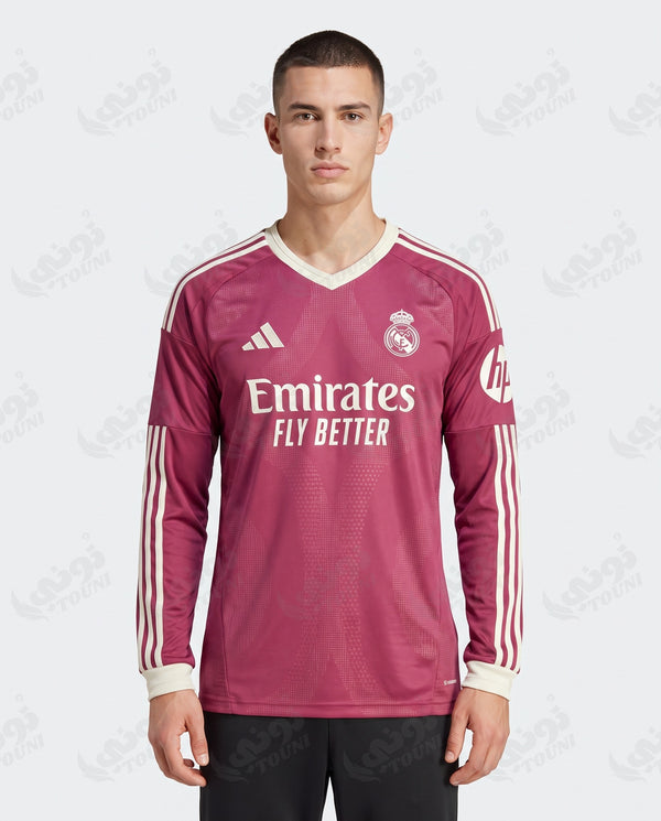 Maillot Real Madrid Extérieur ML 2026-2027 porté