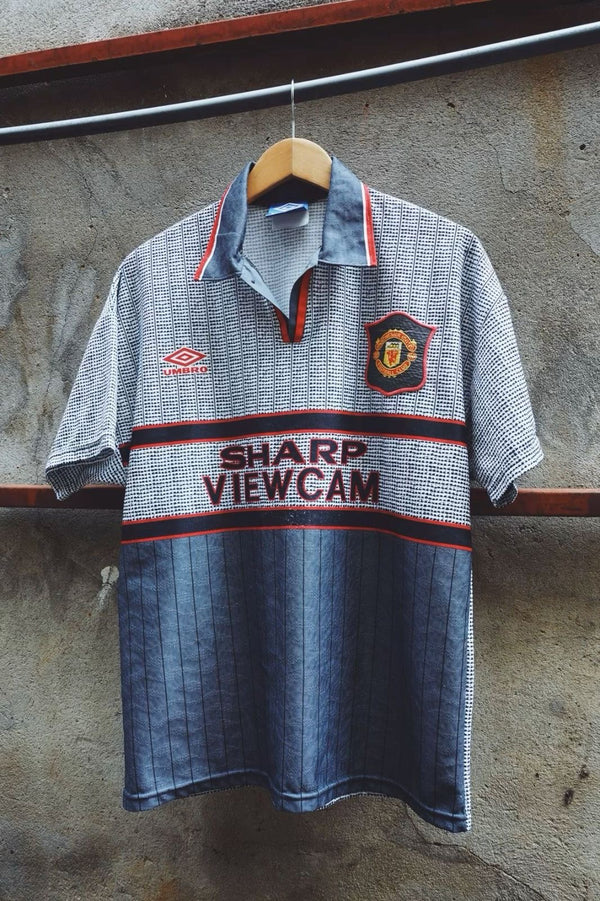 Manchester United - Maillot Rétro Extérieur Umbro 1995/96