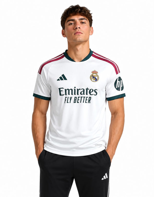 Maillot Real Madrid Domicile 2024/25 - Porté