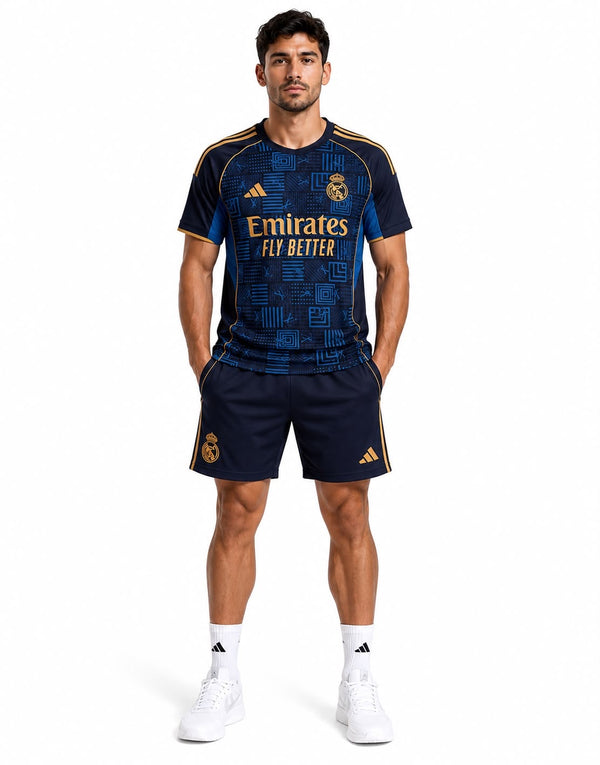 Real Madrid - Ensemble Édition Monogramme Bleu & Or 2025/26 (Maillot + Short)