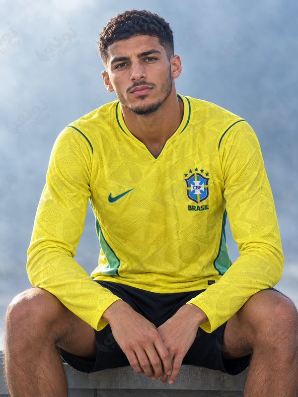 Brésil - Maillot Domicile 2026/27 Jaune Manches Longues - vue portée