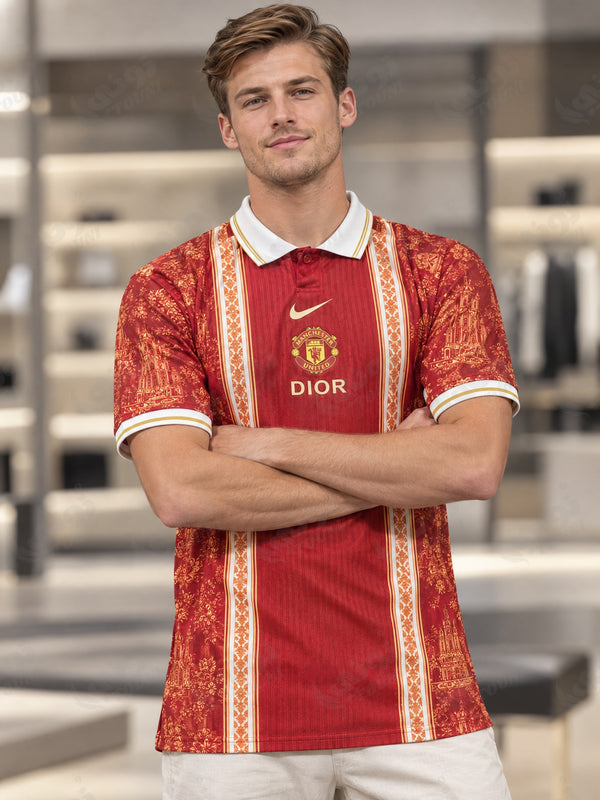 Manchester United - Maillot Édition Royale Rouge & Or - vue portée