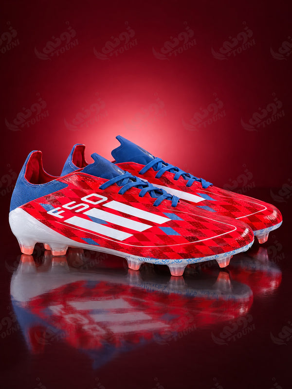 adidas F50 – Crampons à Lacets Rouge Édition Bayern « Der Raumdeuter » (Qualité Professionnelle) - vue portée