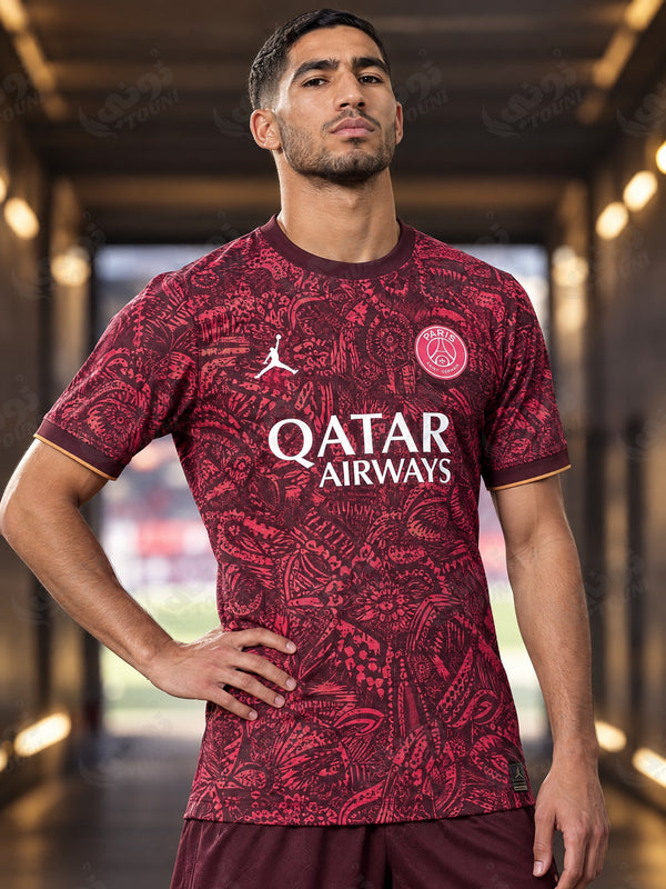 Paris Saint-Germain - Maillot Édition Tribu 2026/27 Rouge & Bordeaux - vue portée