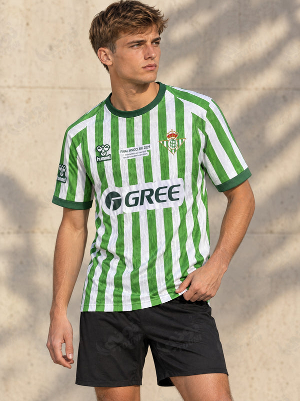 Real Betis - Maillot Spécial Finale Wroclaw 2024/25 Vert & Blanc - vue portée