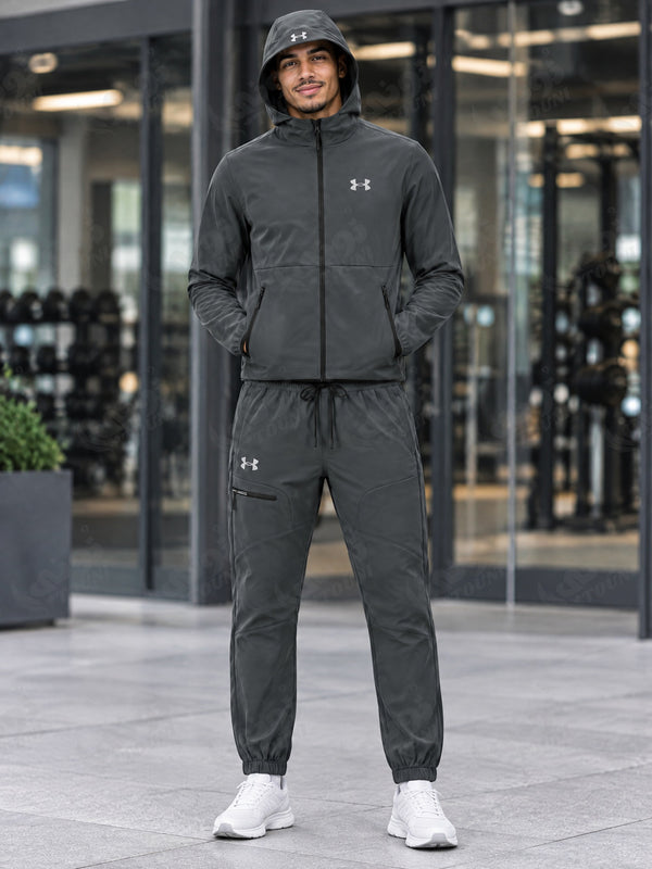Under Armour - Survêtement à Capuche Softshell Gris Foncé - vue portée