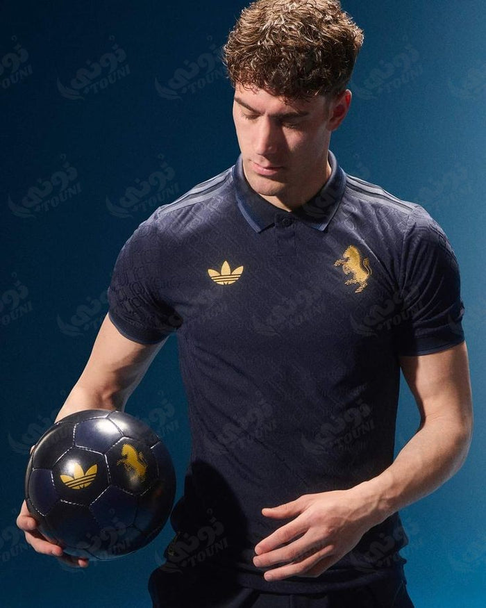 Juventus - Maillot Third 2024/25 – porté