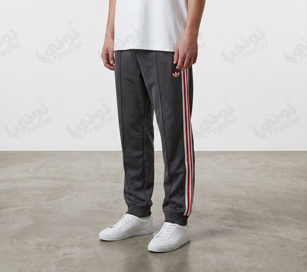 Pantalon de survêtement de couleur gris foncés