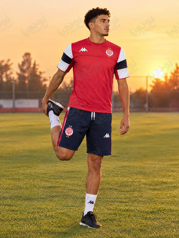 Wydad AC - Kit d'Entraînement Rouge & Bleu Marine 2026/27 (T-shirt + Short) - vue portée