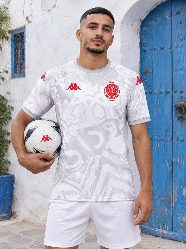 Wydad AC - Maillot Blanc & Gris Motif Calligraphie 2026/27 - vue portée
